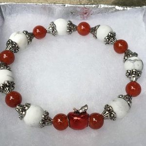 Red Fire Agate White Howlite Apple Bracelet